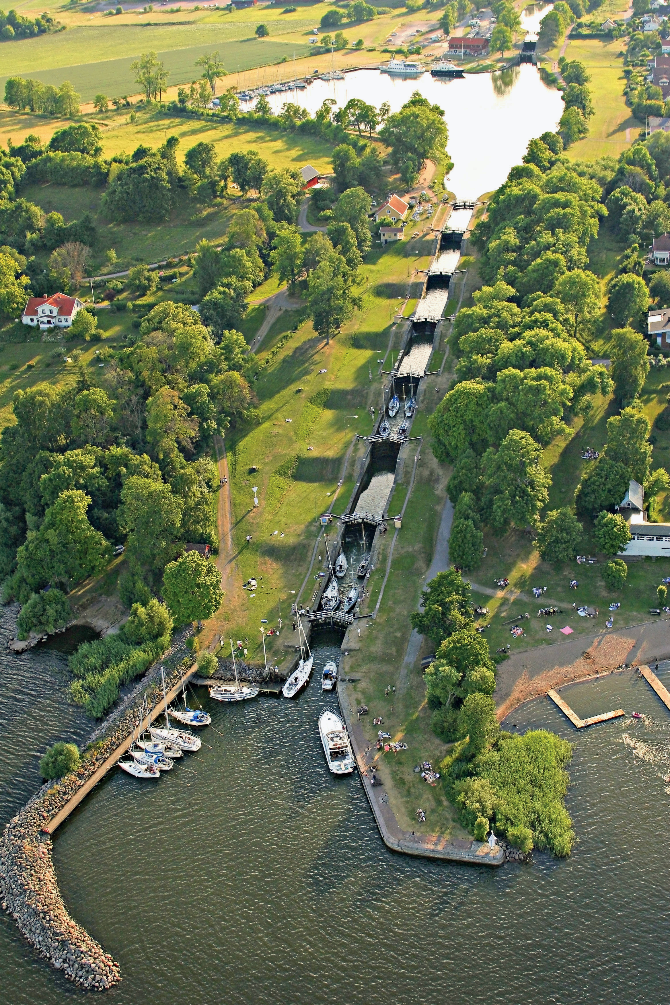 Slusstrappan i Berg