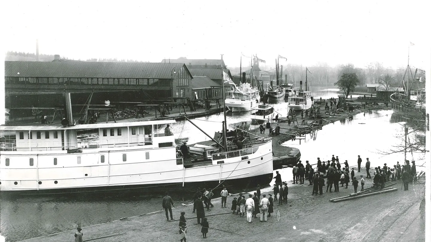 Historisk bild av indockning i Motala verkstad