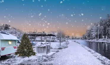 Söderköpings ställplats i snöfall