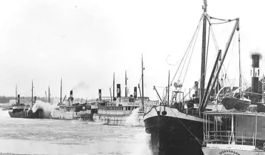 Historisk bild från Motala hamn