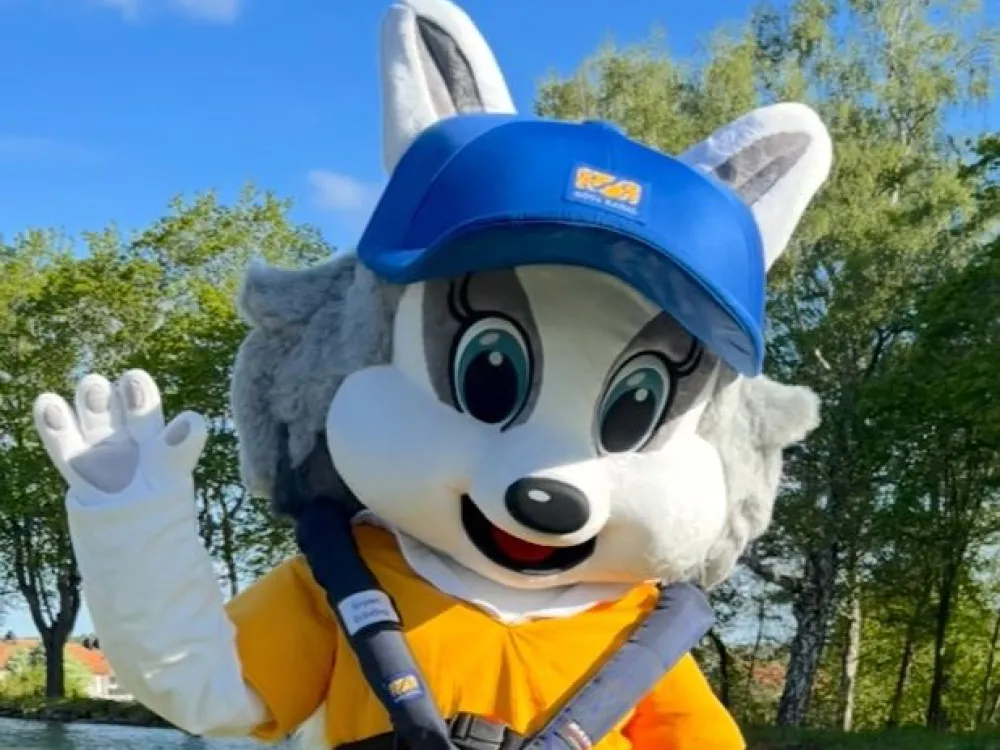 Meet Grynet the Badger in Söderköping