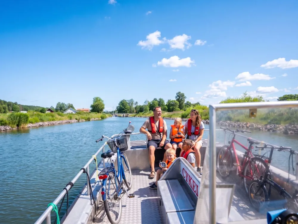Bicycle boat Asplången, Göta Canal