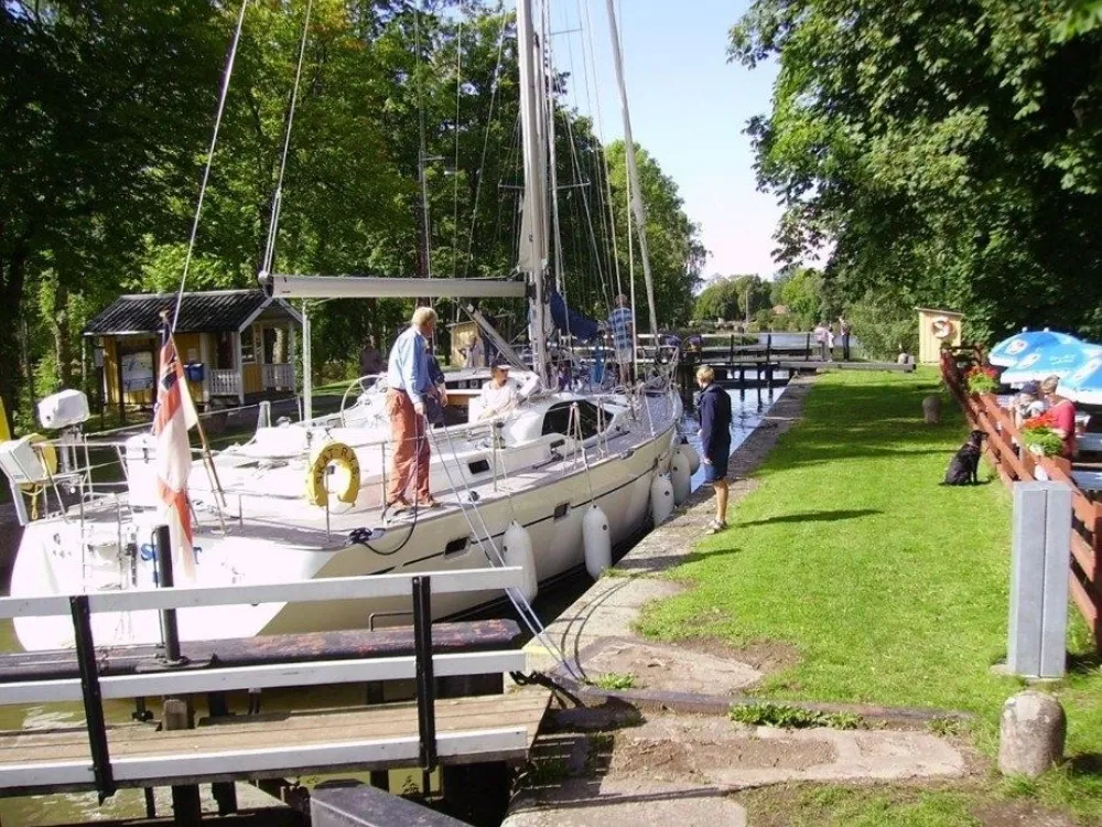 Hajstorp Slusscafé & Vandrarhem, Göta Kanal