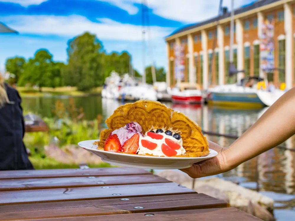 Mallboden Café vid Göta kanal