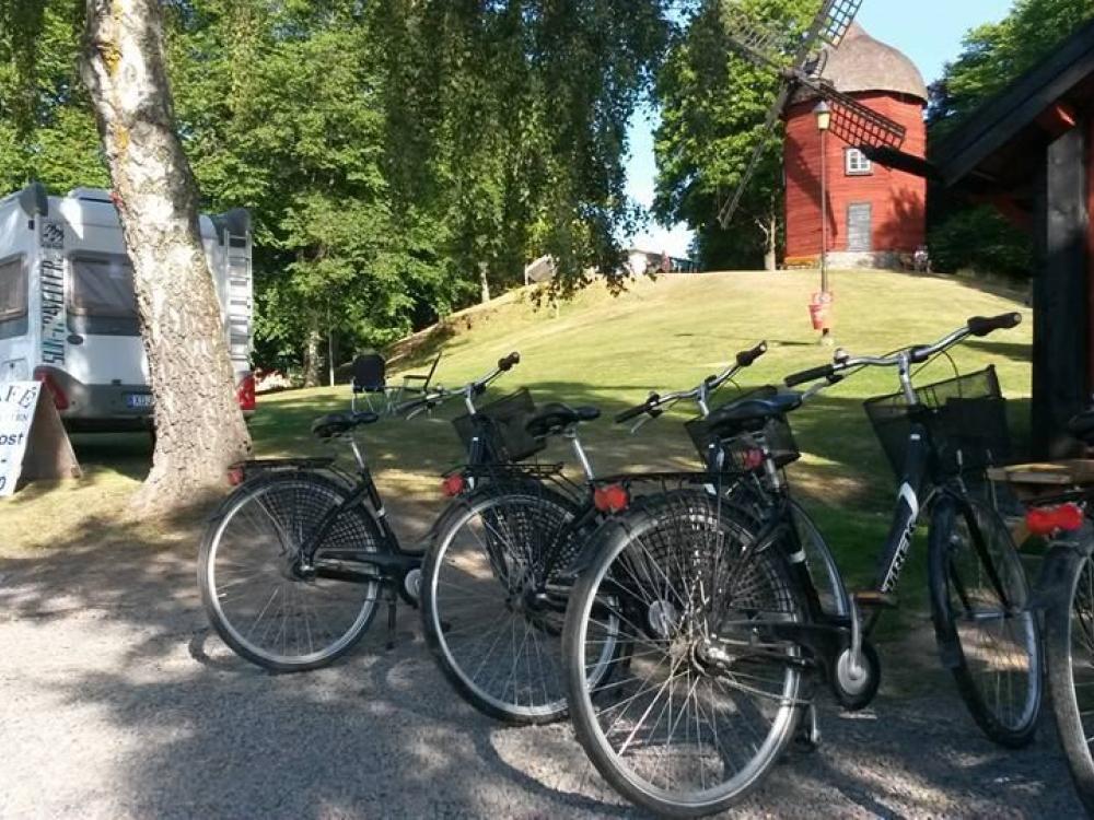 Korskullens Camping, Stugor & Café