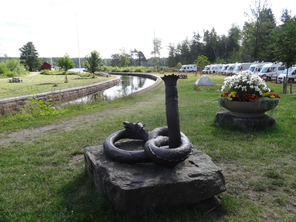 The sculpture Pålstek (Bowline)