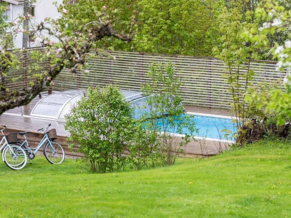 Lyrsta R B&B Ställplatser