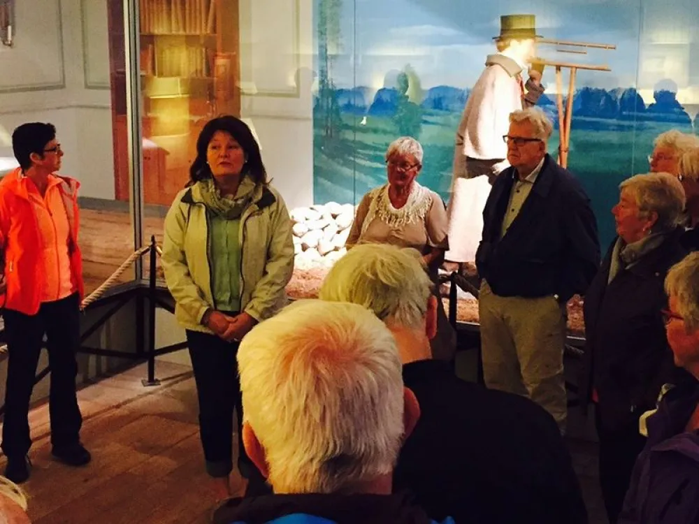 In Swedish only! Historical guided tours together with Svecia Travels