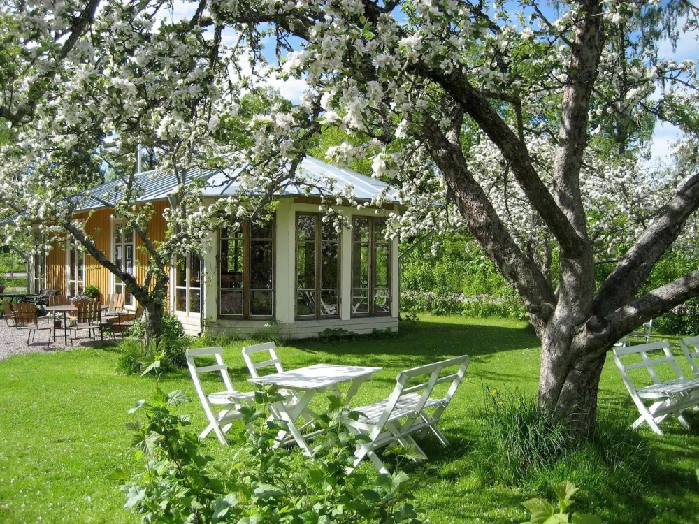 STF Tåtorp Café & accommodation Göta kanal