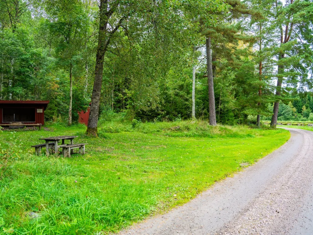 Rest stop with a waterless toilet Smörgåsekröken