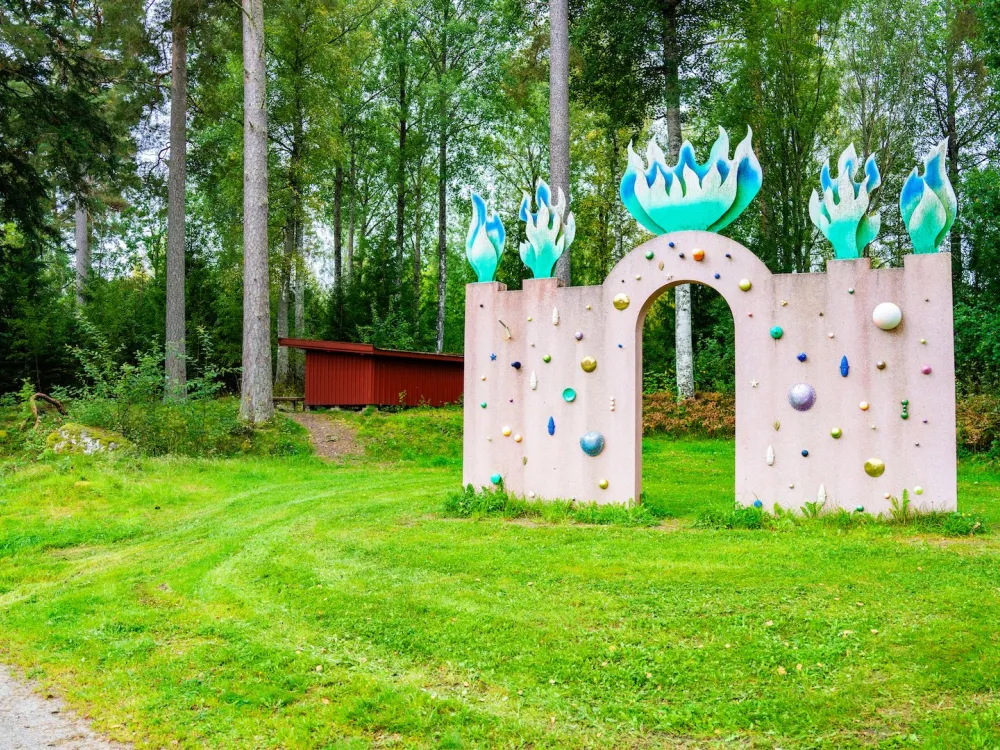 Konstverket Rosa eko - inre eld