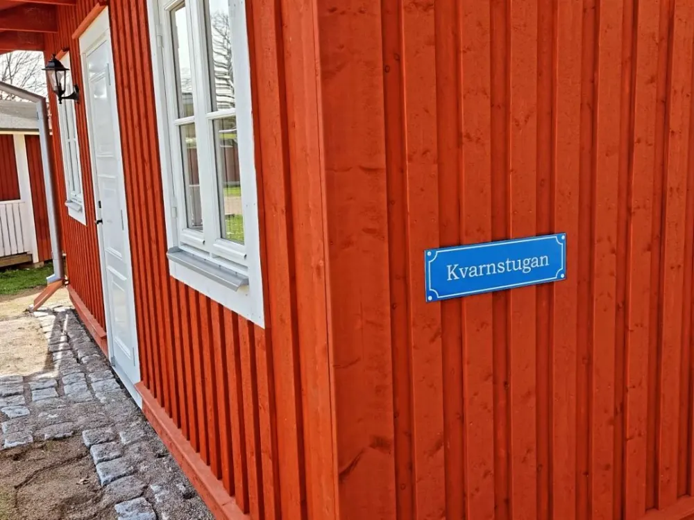 Kvarnstugan (30 m2, 4+4 Betten, WC/Dusche)