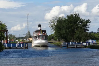 Färjan Lina i Töreboda